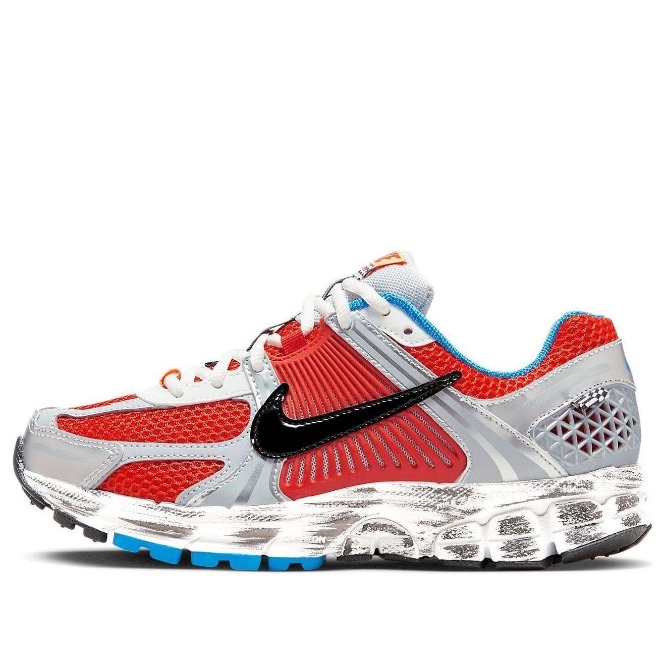 NIKE AIR ZOOM VOMERO 5 GUNDAM