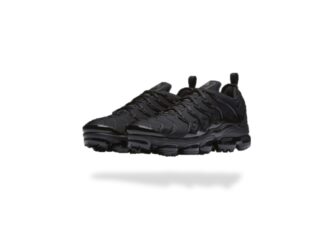 AIR VAPORMAX PLUS TRIPLE BLACK