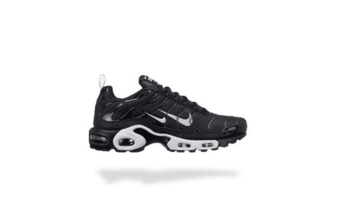AIR MAX PLUS TN OVERBRANDING BLACK
