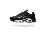 AIR MAX PLUS TN OVERBRANDING BLACK