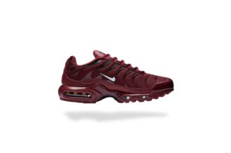 AIR MAX PLUS TN TEAM RED