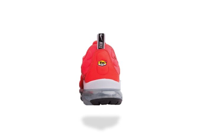 AIR VAPORMAX PLUS TN BRIGHT CRIMSON