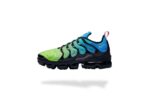 AIR VAPORMAX PLUS AURORA GREEN