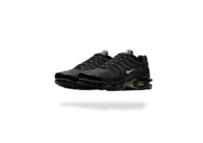 AIR MAX PLUS TN BLACK VOLT