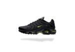 AIR MAX PLUS TN BLACK VOLT