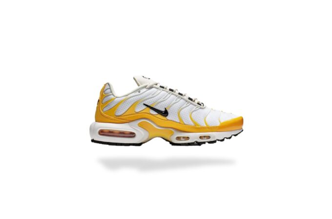 AIR MAX PLUS TN UNIVERSITY GOLD WHITE YELLOW