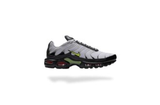AIR MAX PLUS TN WHITE BLACK VOLT