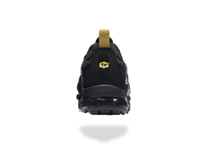 AIR VAPORMAX PLUS BLACK METALLIC GOLD