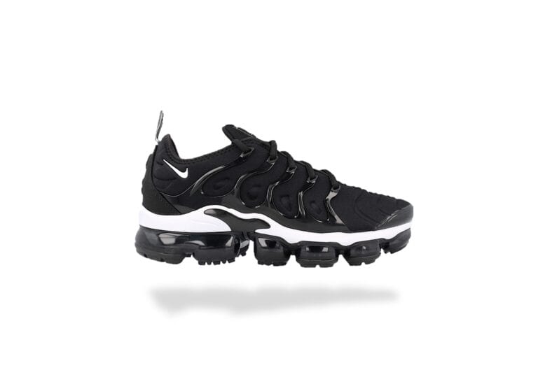 vapormax plus overbranding black