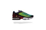 AIR MAX PLUS TN 3 PARACHUTE CATCHING FIRE