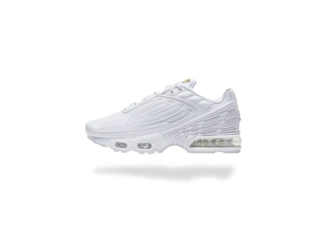 NIKE AIR MAX PLUS TN 3 TRIPLE WHITE