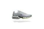 NIKE AIR MAX PLUS TN REFLECTIVE LOGO