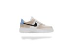 WMNS NIKE AIR FORCE 1 PIXEL DESERT SAND