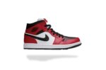 AIR JORDAN RETRO 1 MID CHICAGO BLACK TOE
