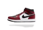 AIR JORDAN RETRO 1 MID CHICAGO BLACK TOE
