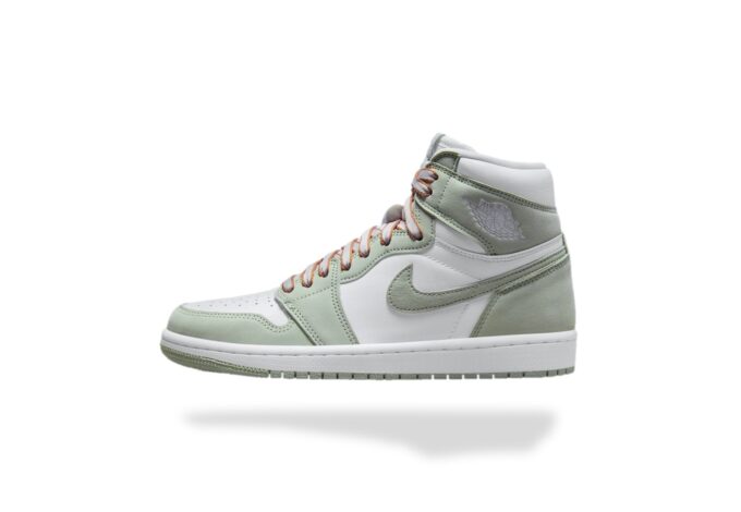 WMNS AIR JORDAN 1 RETRO HIGH OG SEAFOAM