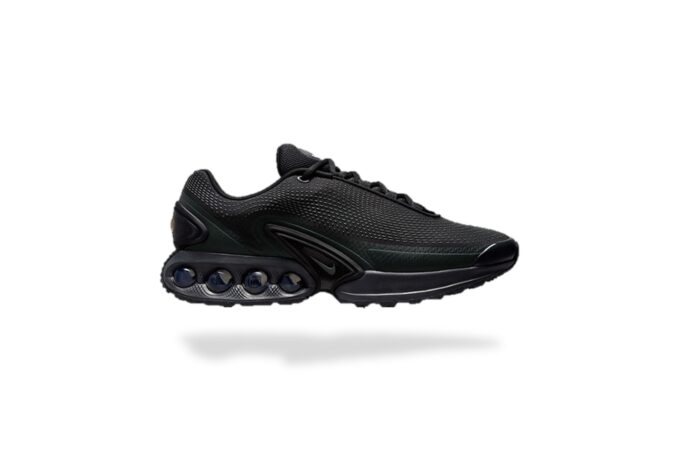 NIKE AIR MAX DN BLACK