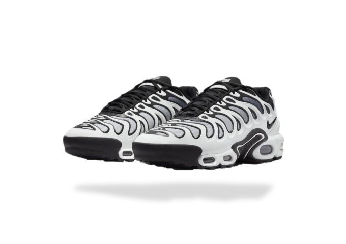 NIKE AIR MAX PLUS TN DRIFT PANDA