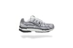 NIKE P-6000 METALLIC SILVER