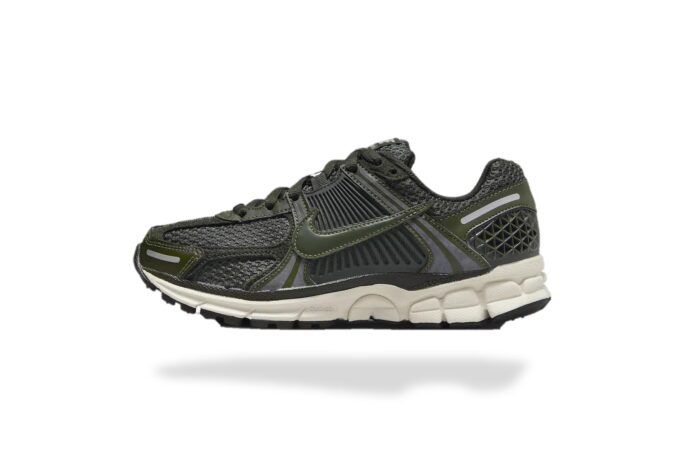 NIKE ZOOM VOMERO 5 SEQUOIA