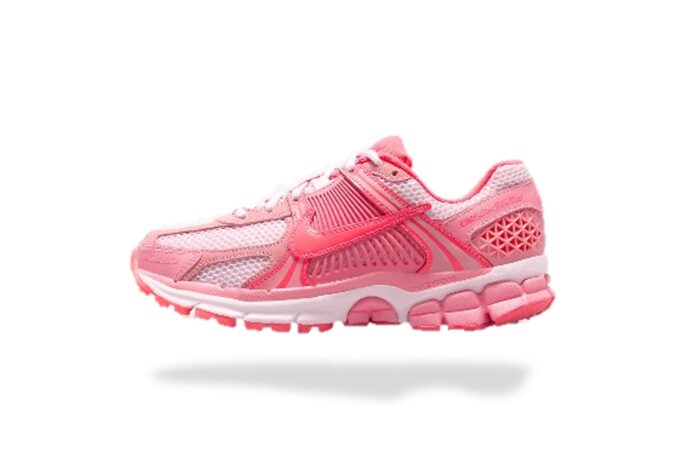 NIKE ZOOM VOMERO 5 TRIPLE PINK