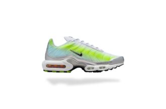 NIKE AIR MAX PLUS TN VOLT SILVER