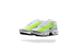 NIKE AIR MAX PLUS TN VOLT SILVER