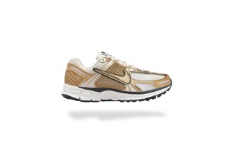 NIKE ZOOM VOMERO 5 METALLIC GOLD