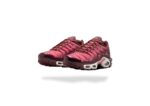 NIKE AIR MAX PLUS TN BURGUNDY CRUSH