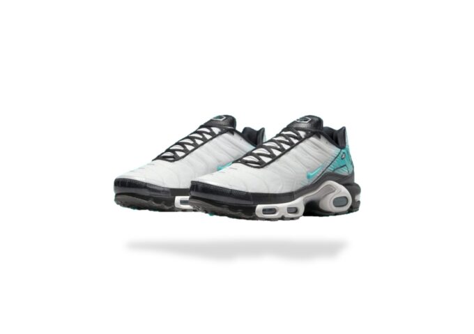 NIKE AIR MAX PLUS TN MERCURIAL VAPOR