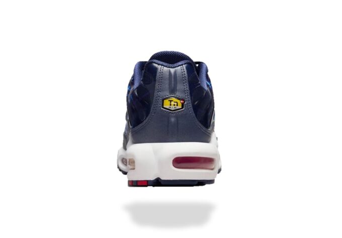 NIKE AIR MAX PLUS TN ECLAIR LIGHTNING