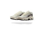 NIKE AIR MAX PLUS TN LIGHT OREWOOD BROWN