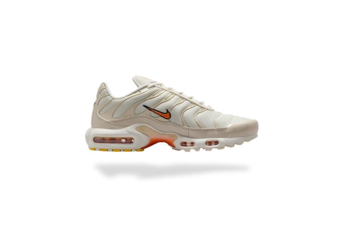 NIKE AIR MAX PLUS TN SAFETY ORANGE