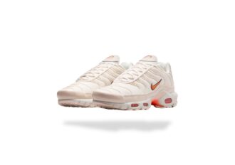 NIKE AIR MAX PLUS TN SAFETY ORANGE