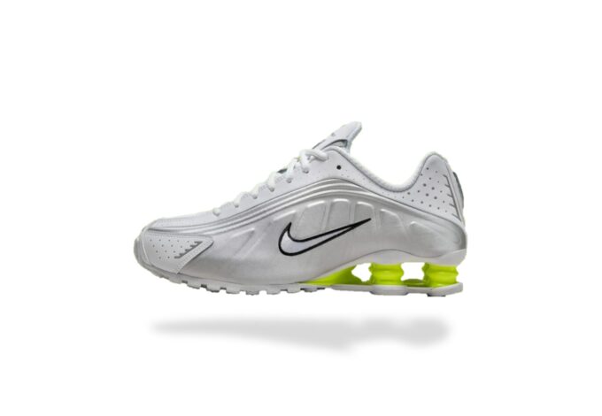 NIKE SHOX R4 WHITE SILVER VOLT