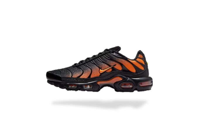 NIKE AIR MAX PLUS TN BLACK TOTAL ORANGE