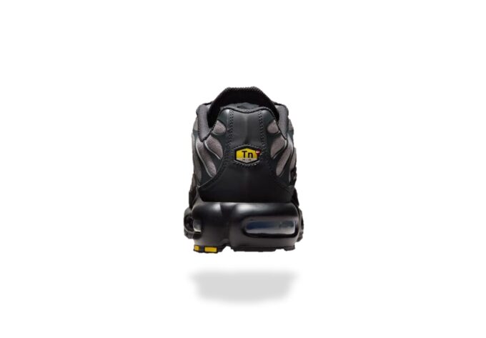 NIKE AIR MAX PLUS TN CORDURA DARK SMOKE GREY