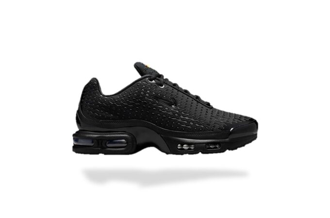 NIKE AIR MAX PLUS TN VII BLACK