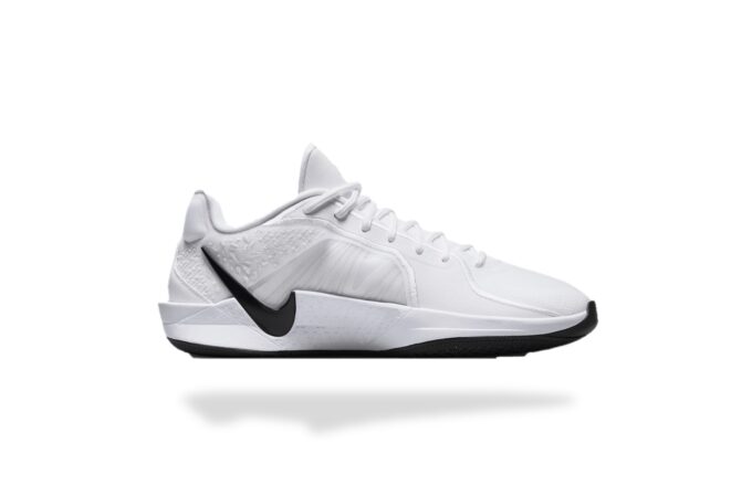 NIKE SABRINA 2 TB WHITE BLACK