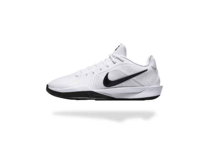 NIKE SABRINA 2 TB WHITE BLACK