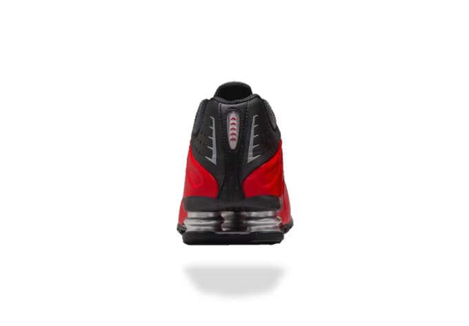 NIKE SHOX R4 BLACK RED