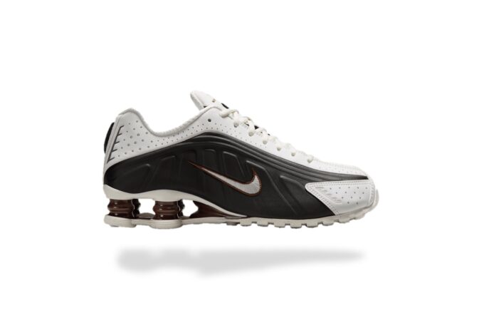 NIKE SHOX R4 FAUNA BROWN