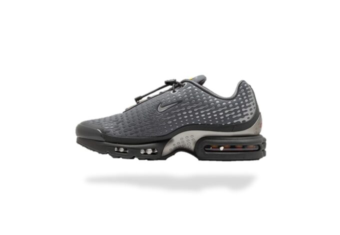 NIKE AIR MAX PLUS TN VII IRON GREY