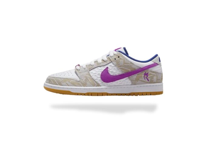 NIKE DUNK LOW SB X RAYSSA LEAL