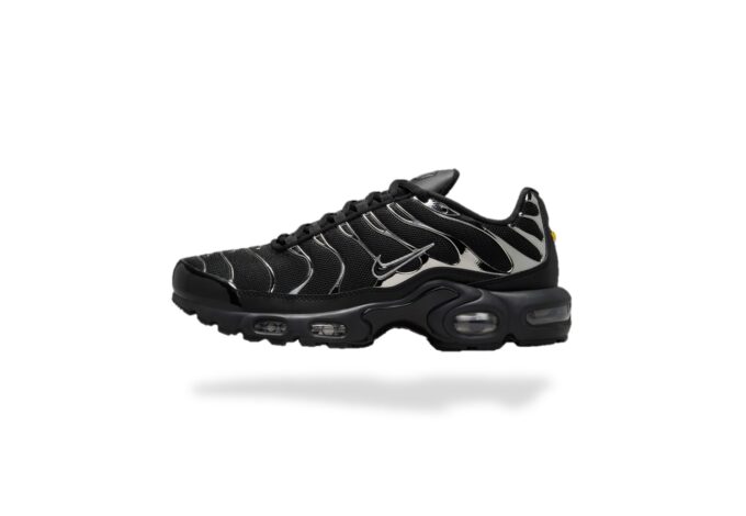 NIKE AIR MAX PLUS TN BLACK CHROME LIQUID MÉTAL