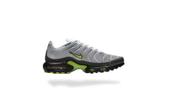 NIKE AIR MAX PLUS TN NEON