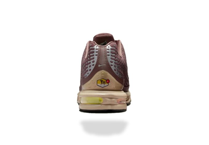 NIKE AIR MAX PLUS TN VII X KYLIAN MBAPPÉ