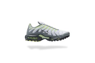 NIKE AIR MAX PLUS TN LIGHT LIQUID LIME