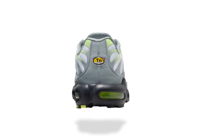 NIKE AIR MAX PLUS TN LIGHT LIQUID LIME