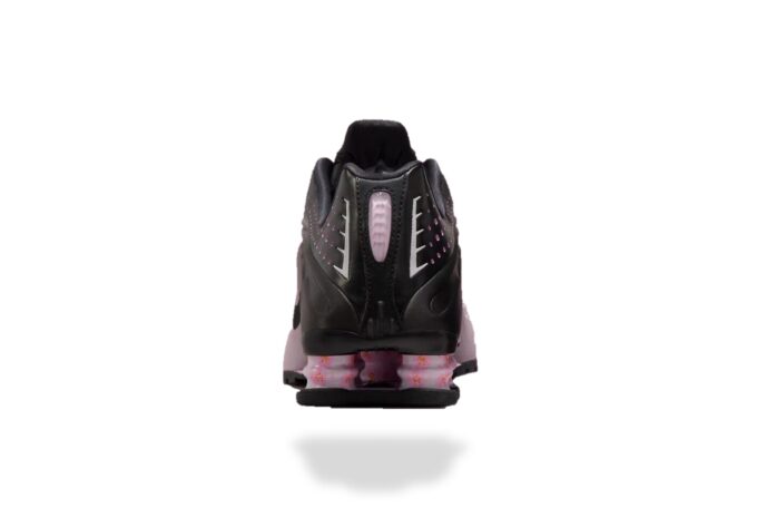 NIKE SHOX R4 SAKURA